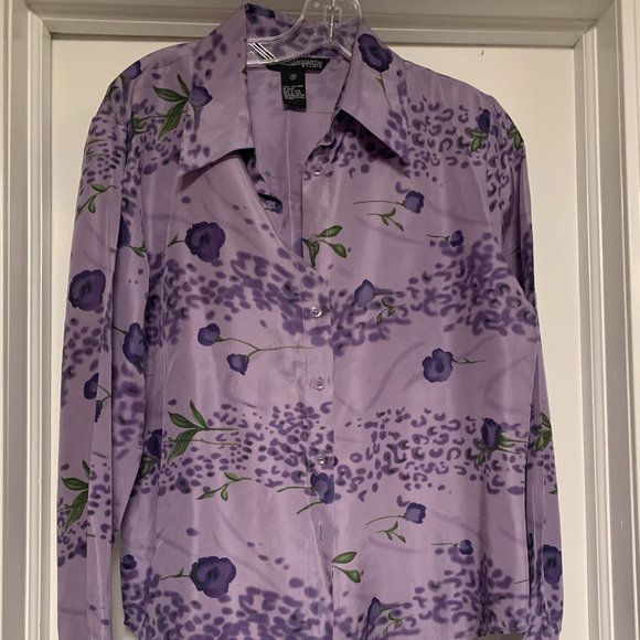 Gorgeous Feminine Floral Blouse - Picture 1 of 2